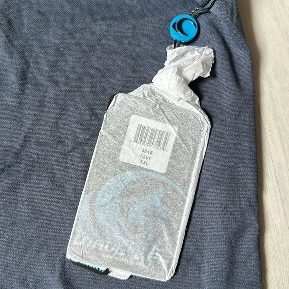 Wave Life Men's Navy Fishing Hoodie
WLL5515-NAVY XXL Nwt‎ - Picture 3 of 4